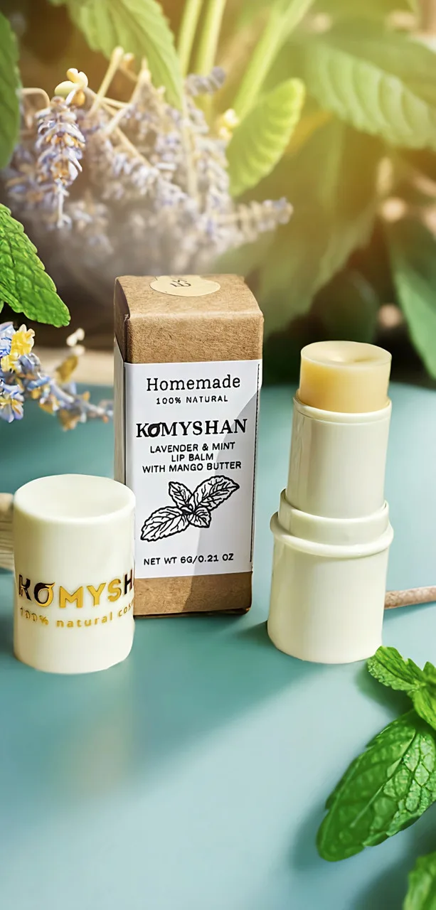 Натуральный бальзам для губ KOMYSHAN HandMade  "Лаванда + Мята + Манго" — изображение 4