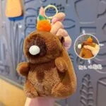 Мягкая игрушка Капибара — брелок 10- 12 см разные   Капибара 10 см с морковкой и жвачкой — изображение 4